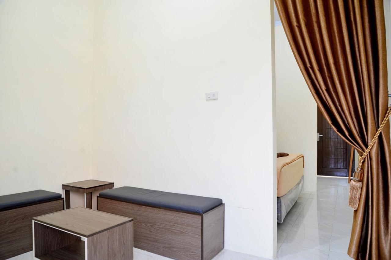 Haura Syariah Home Stay Bandar Lampung Extérieur photo